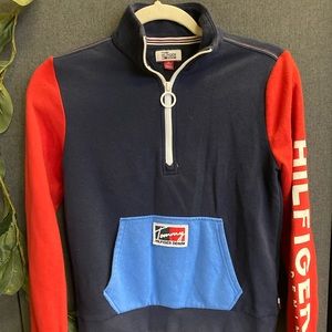 Tommy Hilfiger Sweatshirt Size XS Red White Blue 1/4 Zip Front Pocket. [z]